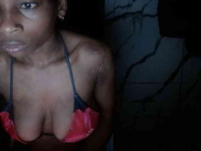 Hornybum1 webcam