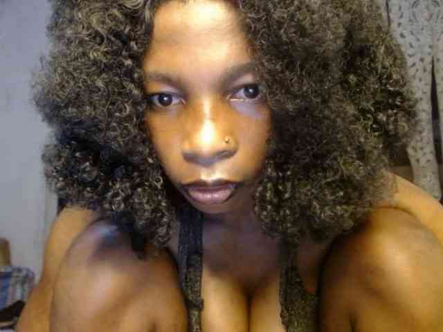Hornybum1 webcam