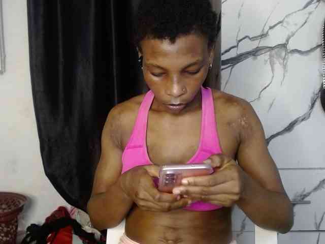 Hornybum1 webcam