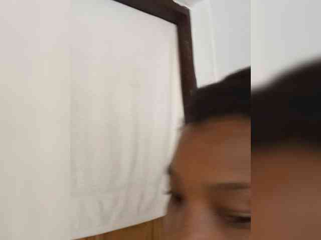 Hornybum1 webcam