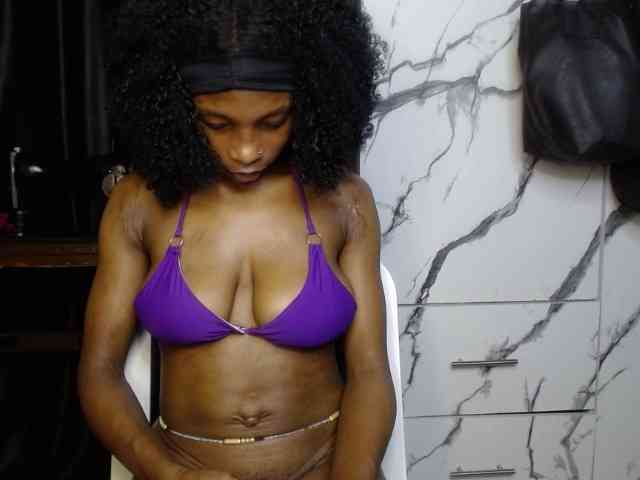 Hornybum1 webcam