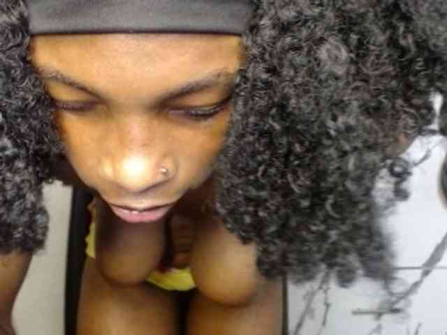 Hornybum1 webcam