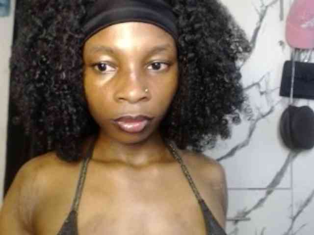 Hornybum1 webcam
