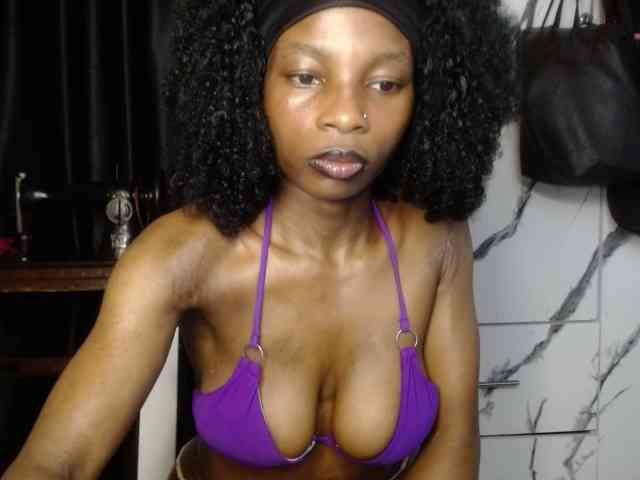 Hornybum1 webcam