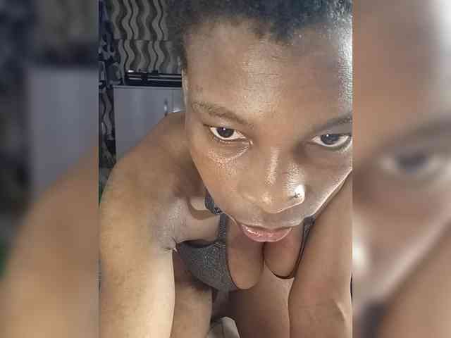 Hornybum1 webcam