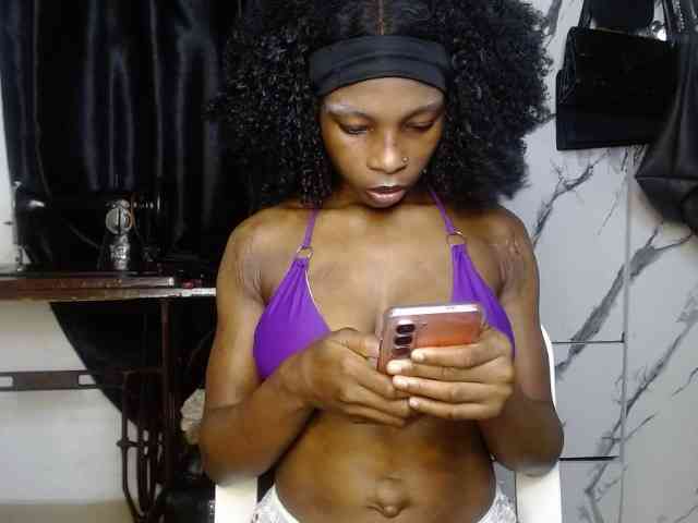 Hornybum1 webcam