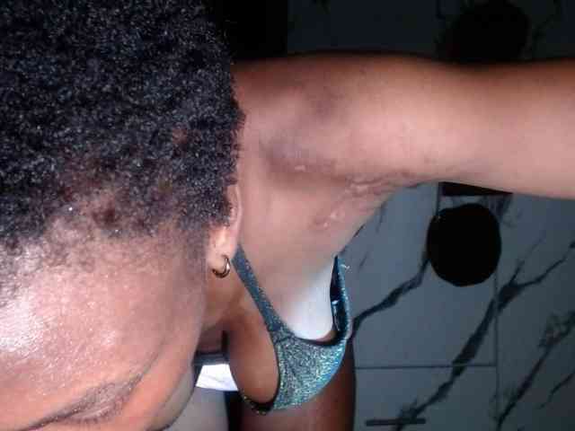 Hornybum1 webcam