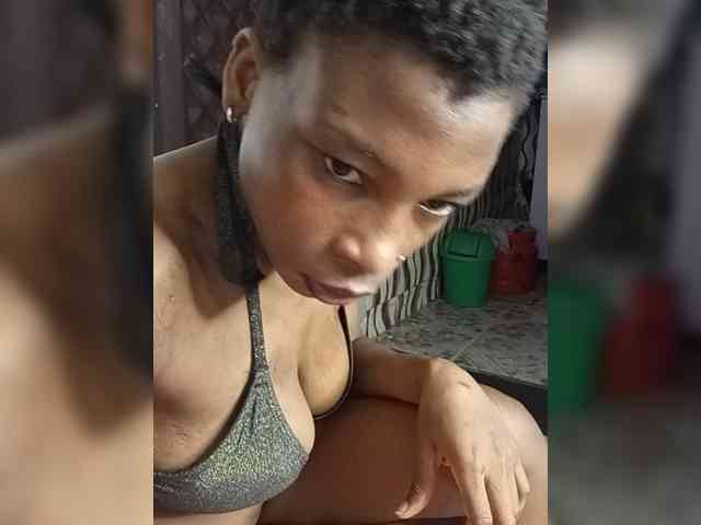 Hornybum1 webcam