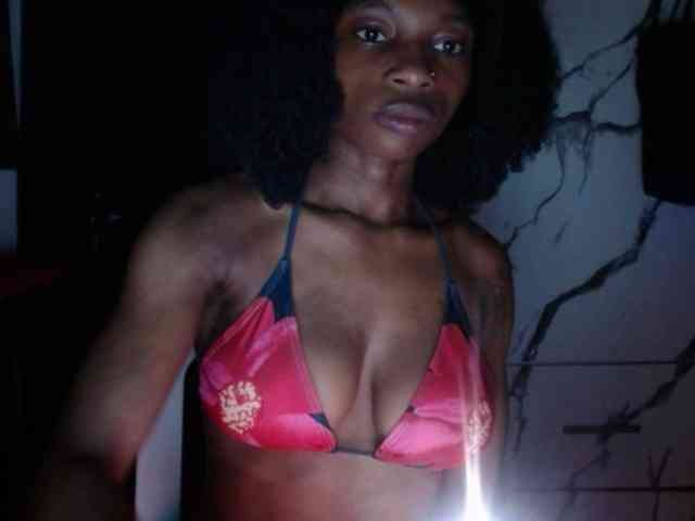 Hornybum1 webcam