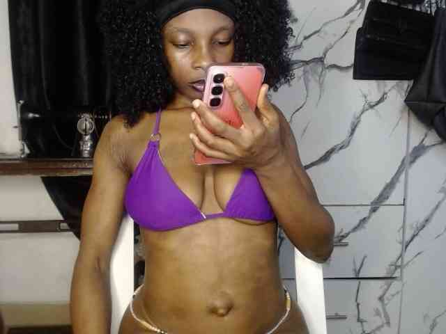Hornybum1 webcam