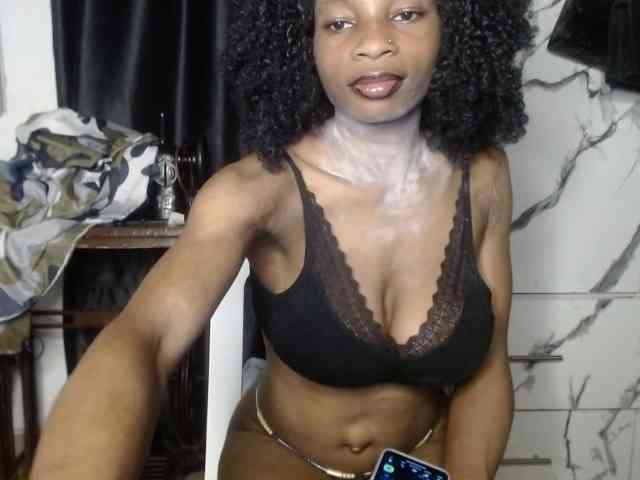 Hornybum1 webcam
