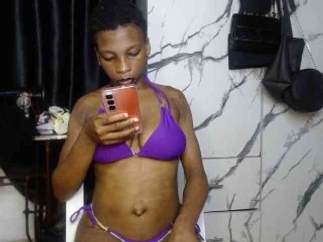 Hornybum1 webcam