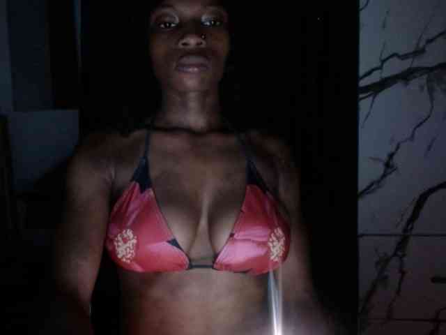 Hornybum1 webcam