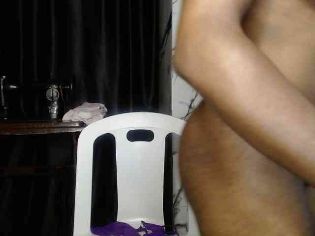 Hornybum1 webcam
