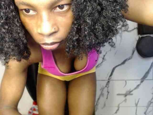 Hornybum1 webcam