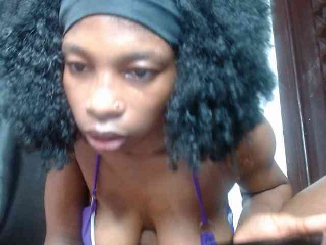 Hornybum1 webcam