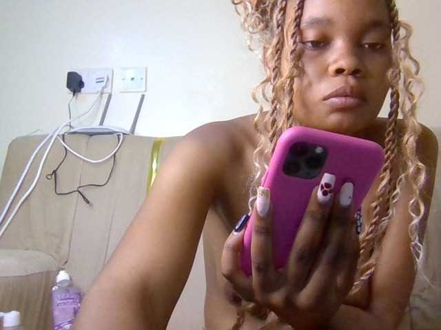 lovelybustybunny