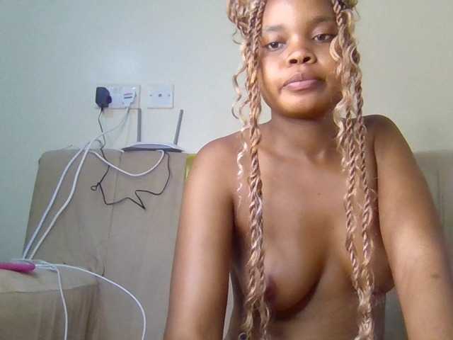 lovelybustybunny