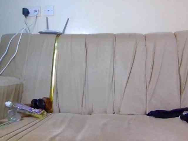 lovelybustybunny webcam