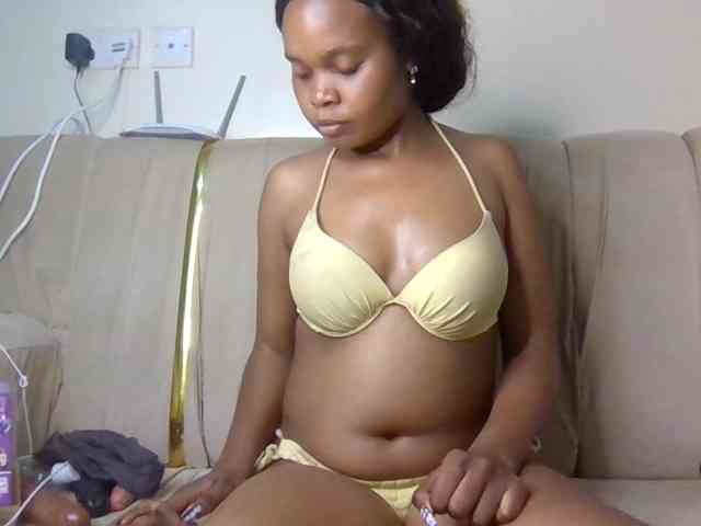 lovelybustybunny webcam