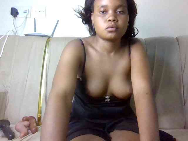lovelybustybunny webcam