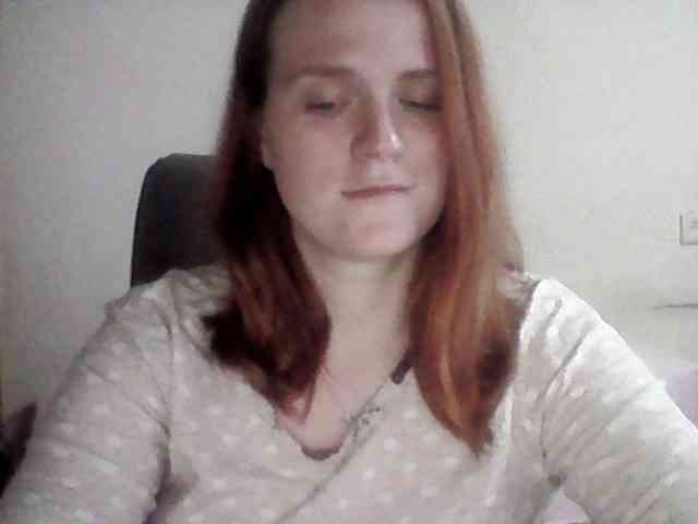 Red-Cherrry webcam