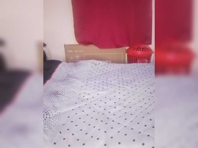 Tanuh live cam on BongaCams