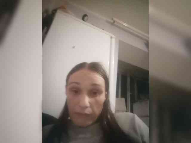 Oksana126 webcam