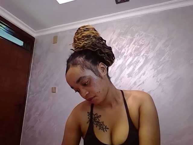 Jean022 live cam preview