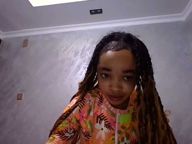 Jean022 live cam on BongaCams