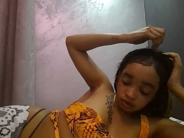 Jean022 live cam preview