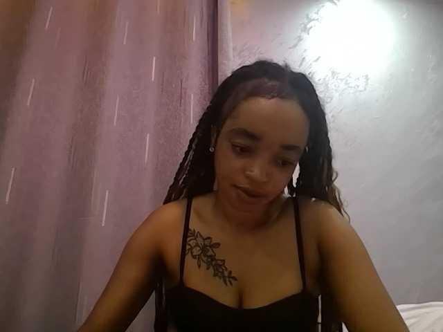 Jean022, en vivo ahora en BongaCams