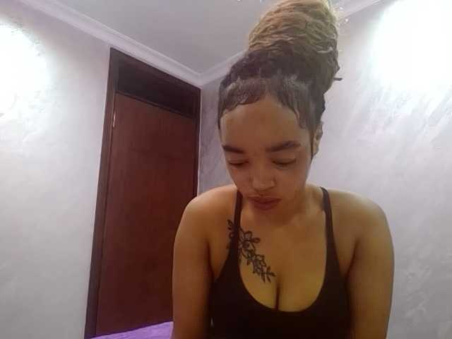 Jean022 live cam preview