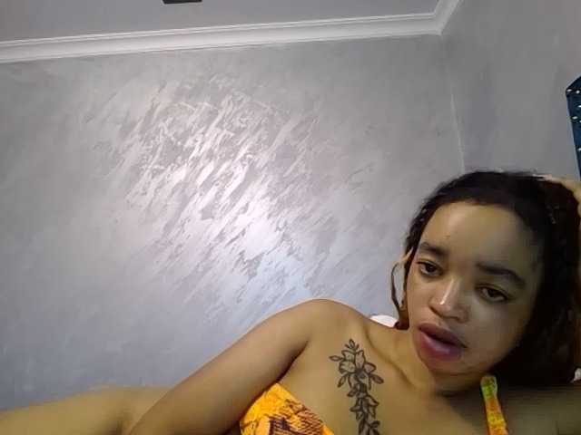 Jean022 live cam preview