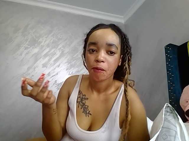 Jean022 live cam preview