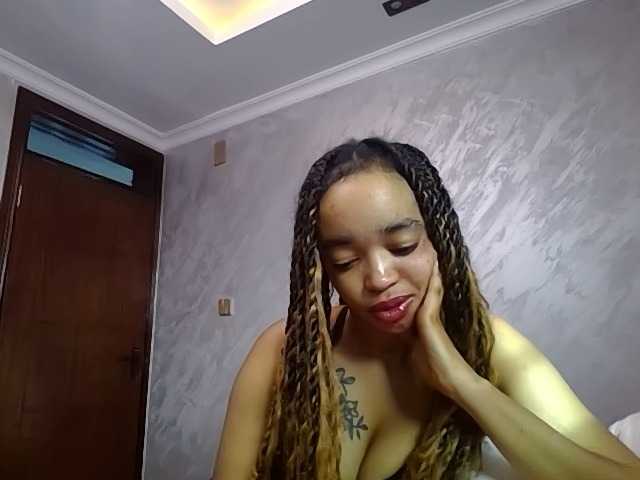 Jean022 live cam preview