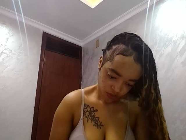 Jean022 live cam preview