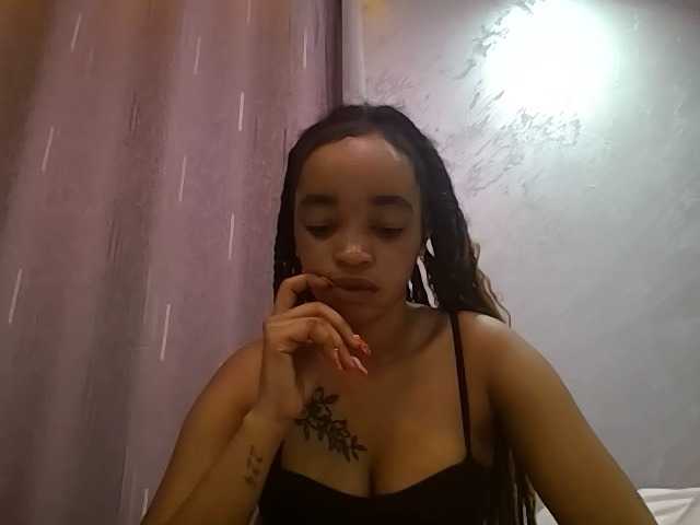 Jean022, en vivo ahora en BongaCams
