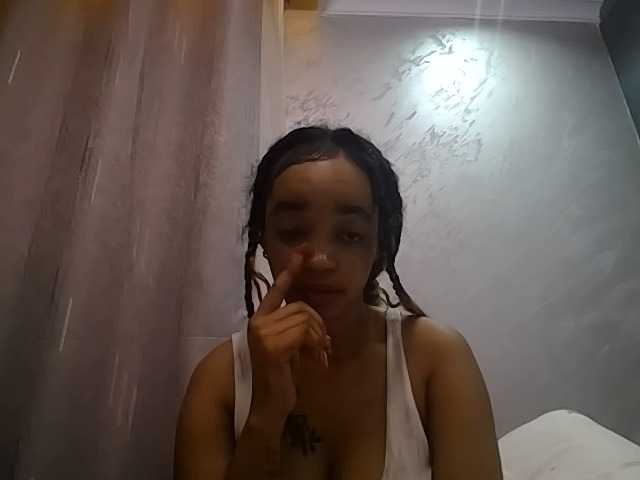 Jean022, en vivo ahora en BongaCams