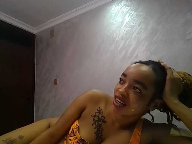 Jean022 live cam preview