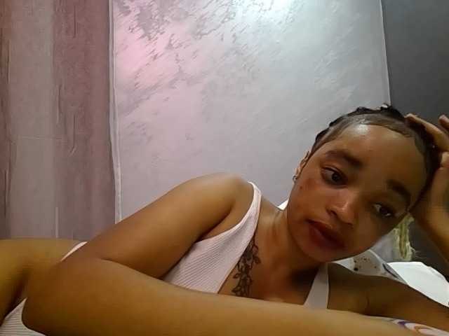 Jean022 live cam preview