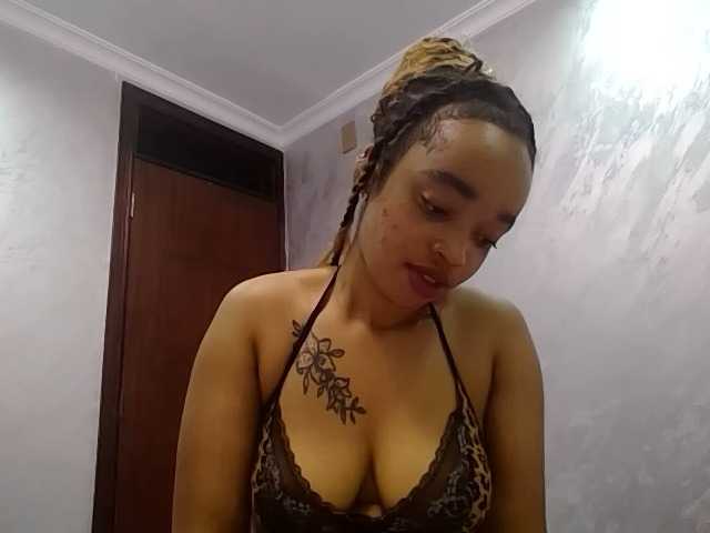 Jean022 live cam preview
