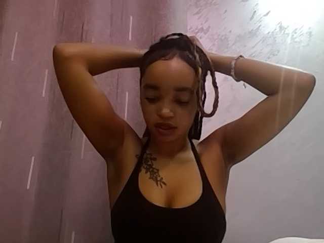 Jean022, en directo ahora en BongaCams