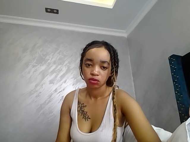 Jean022 live cam preview
