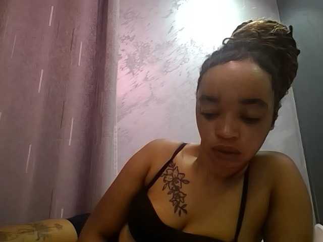 Jean022, en vivo ahora en BongaCams
