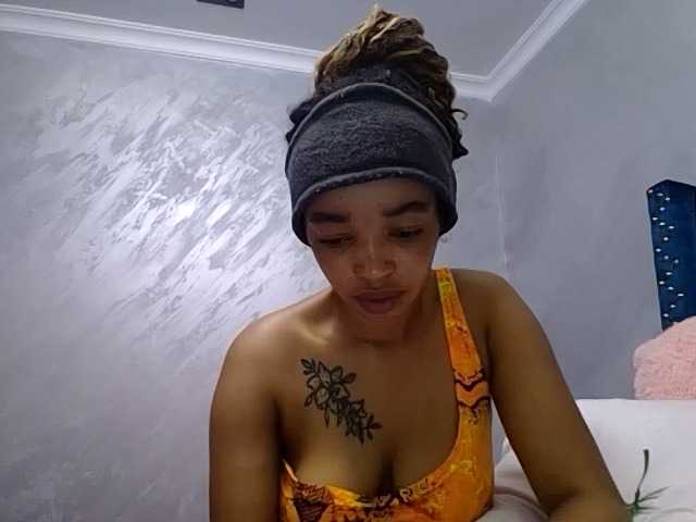 Jean022 webcam