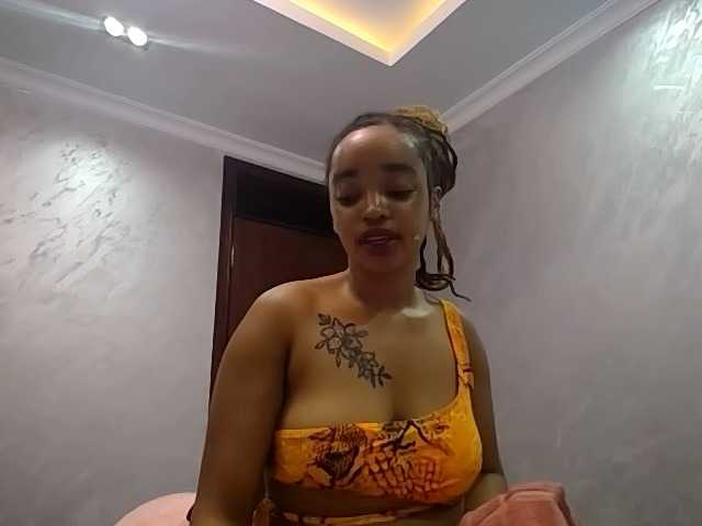 Jean022 live cam preview