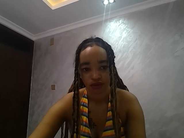 Jean022 — live female cam