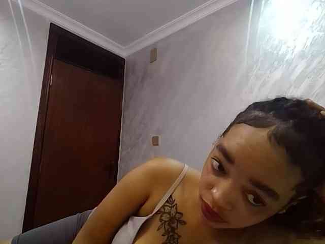 Jean022 webcam