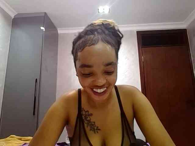 Jean022 webcam